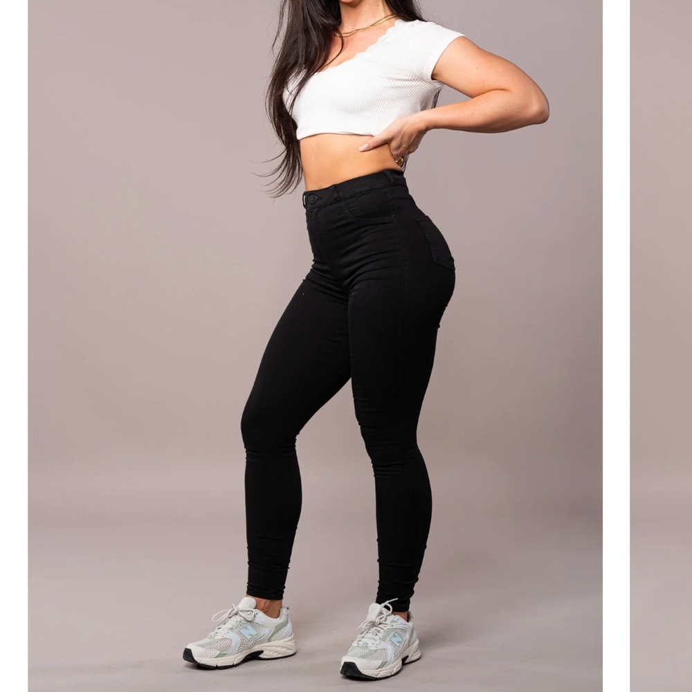 COPY - FITJEANS Black Skinny Jeans Sleek Design